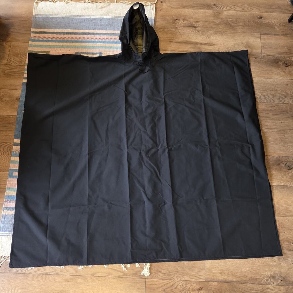 Authentic Goretex Poncho LT Black model Style 9015 Gore Tex One Size fits all